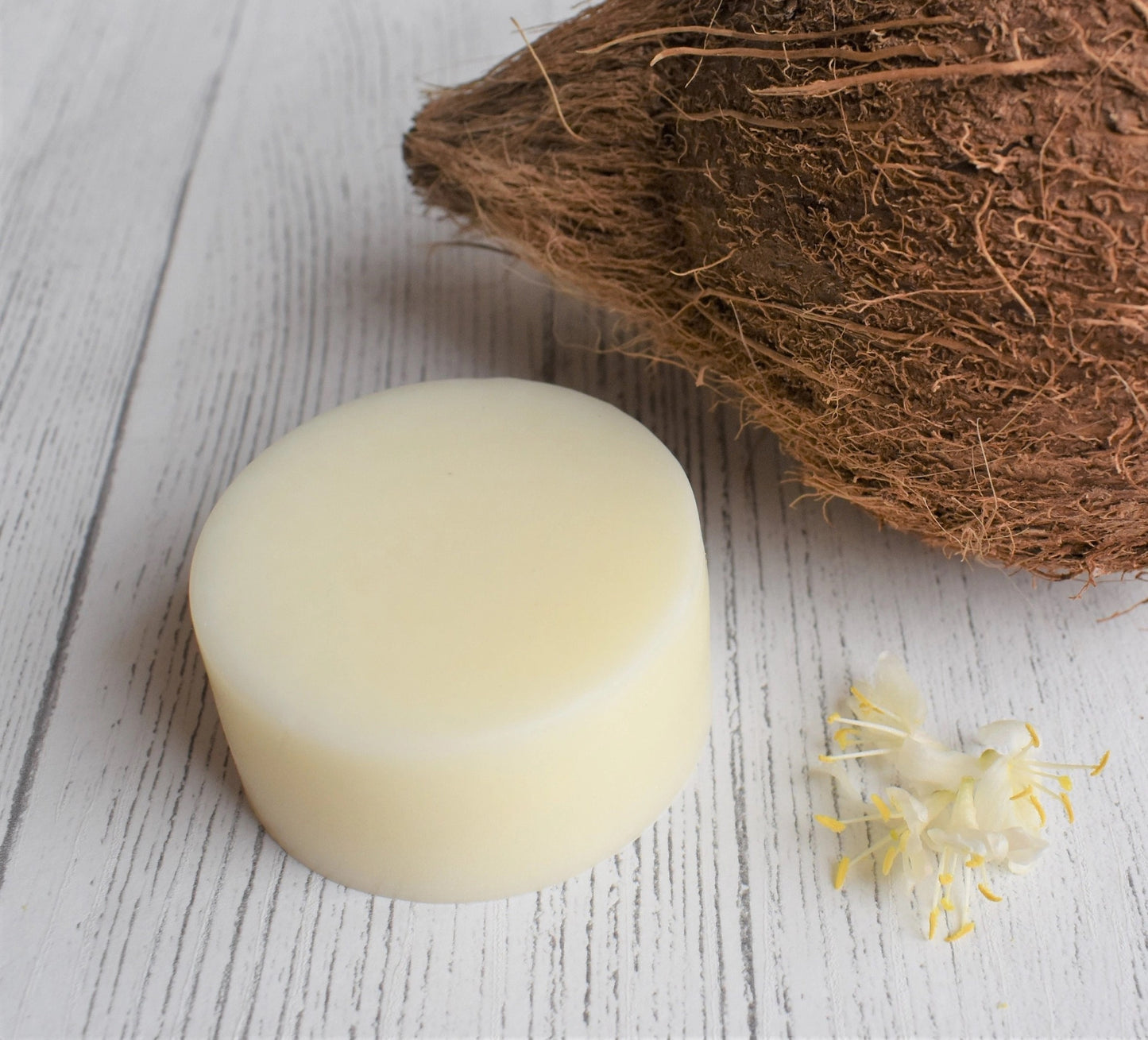 Handmade Solid Conditioner Bar in Tin. Coconut & Shea Butter.