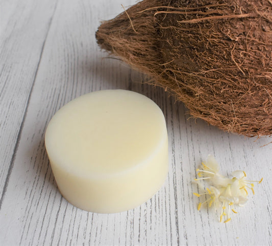 Handmade Solid Conditioner Bar in Tin. Coconut & Shea Butter.