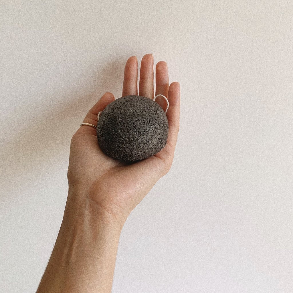 Konjac Bamboo Charcoal Facial Sponge