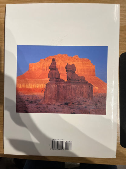 America by Fred Hirschmann / Suzan Hall