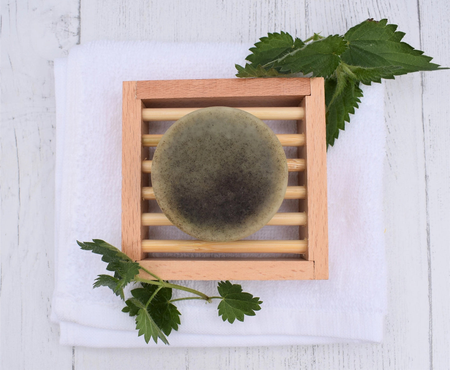 Handmade Tea Tree & Nettle Solid Conditioner Bar Tin Dry Flaky Scalp
